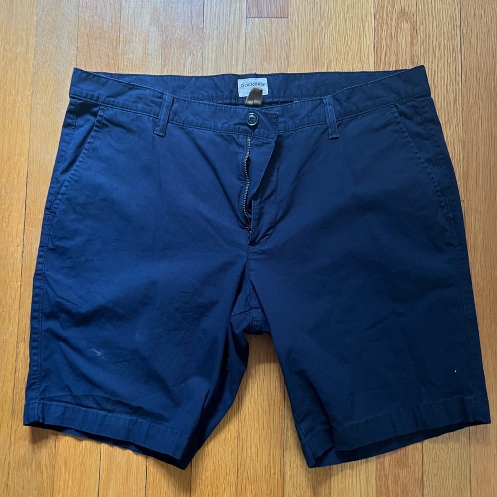 Dockers Men’s Khaki Shorts (Navy Blue, W36)